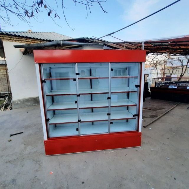Zakaz vitrina xolodilnik