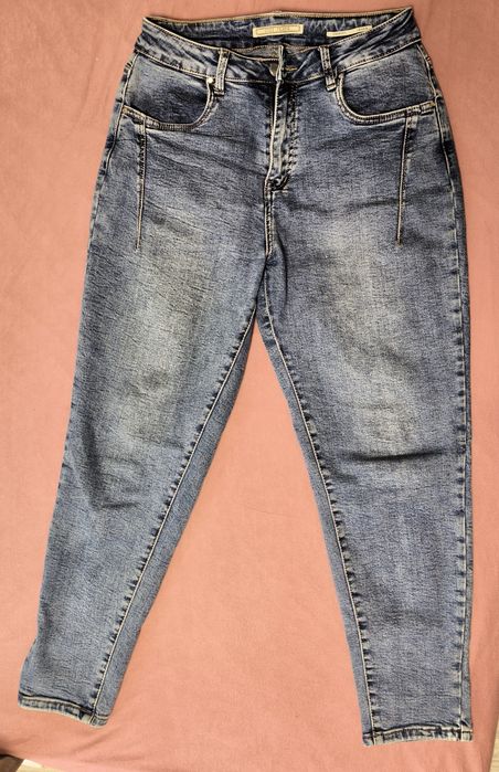 Лот дамски дънки