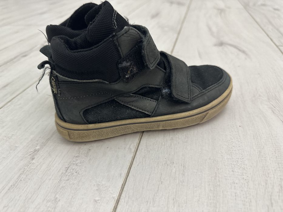 Осення обувь на ребенка 4-5 лет