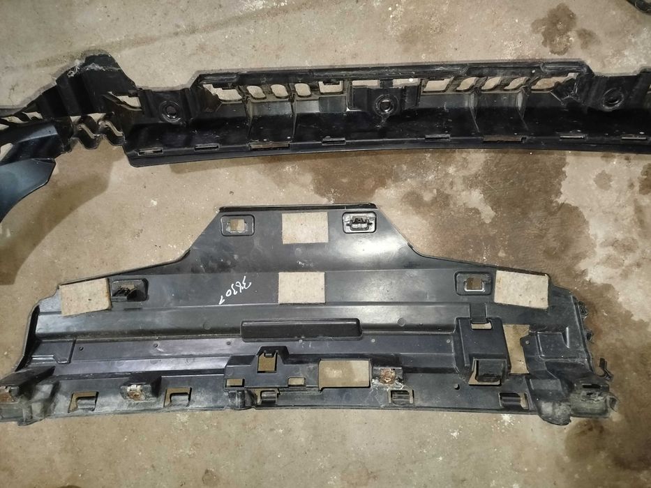 Греда за задна броня БМВ BMW F30 F31