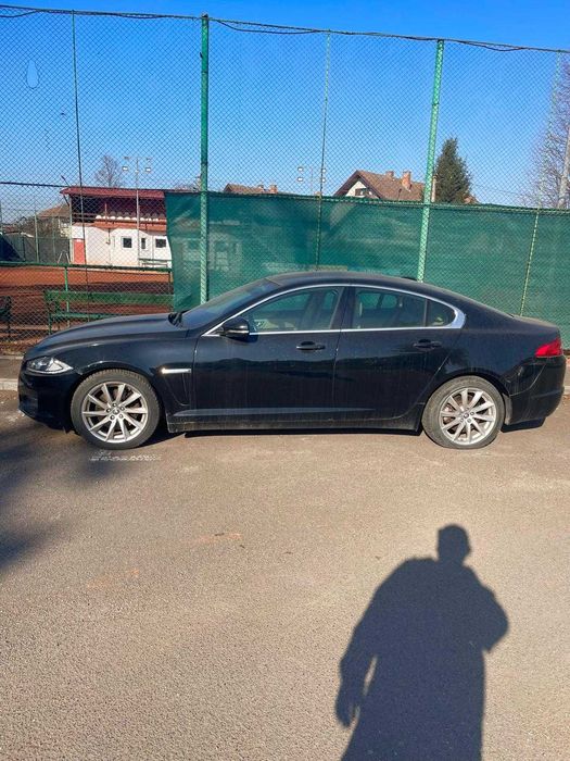 Vand urgent JAGUAR XF , an  2012