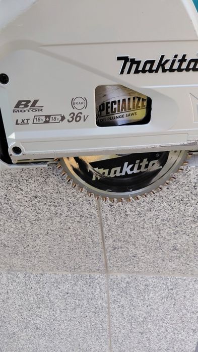 Makita DSP600ZJ Потапящ циркуляр 36V