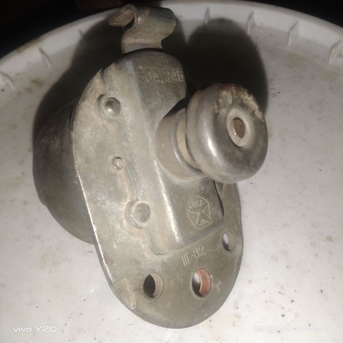 Выключатель массы автомобиля