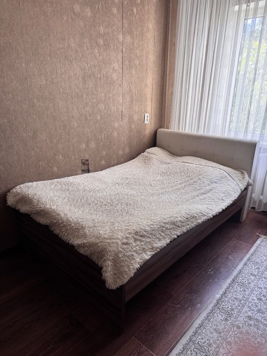 Кровать полуторка