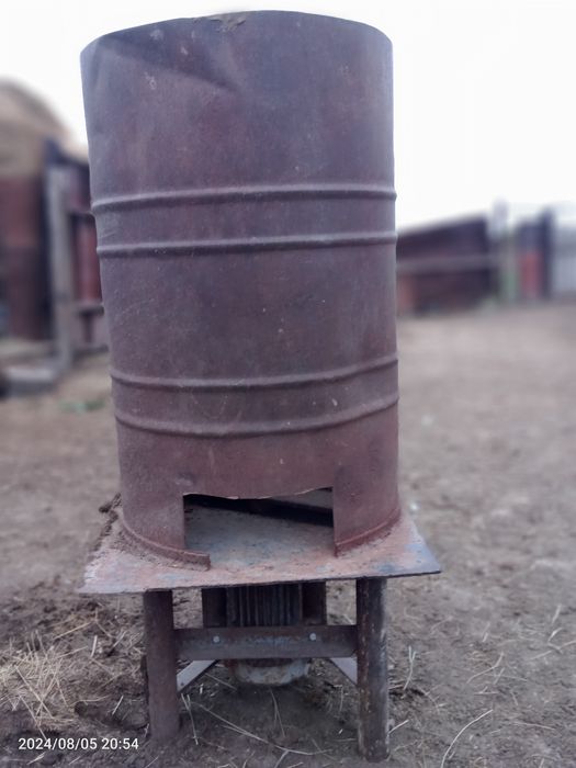 Продам дробилка для сена