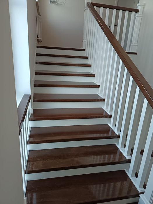 Изготовление лестниц для домов и коттеджей.