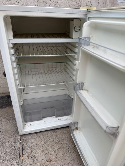 Продам мини холодильник