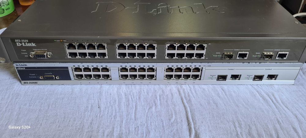 Продаётся два коммутатора D-Link DES-3526