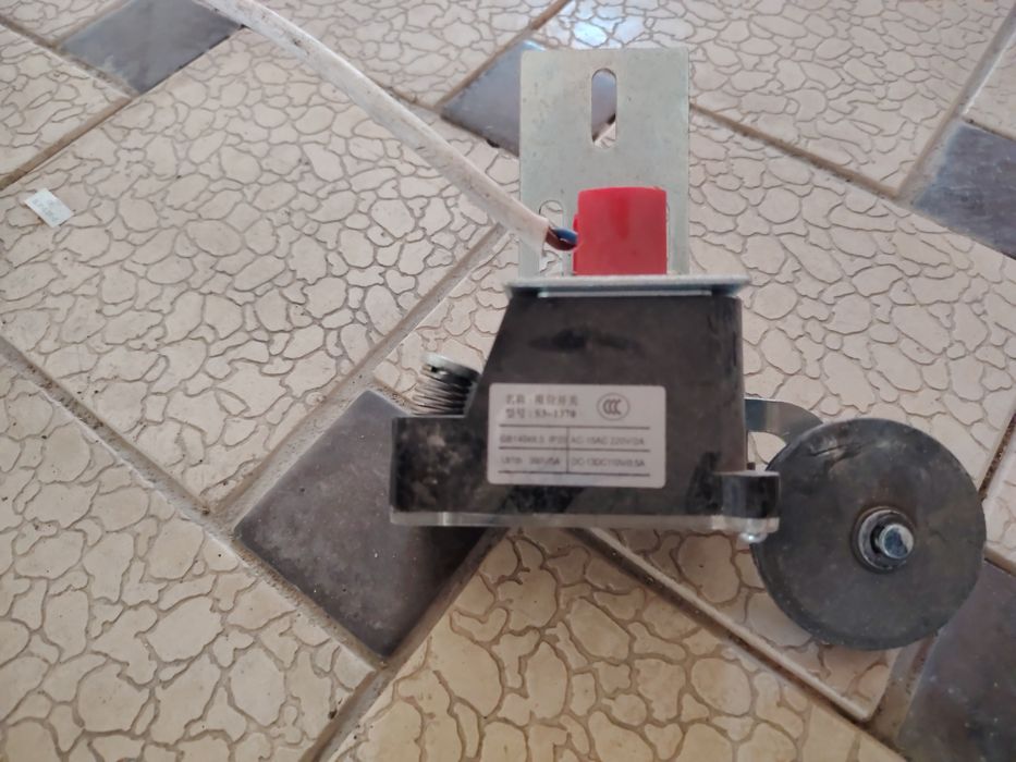 Концевой выключатель