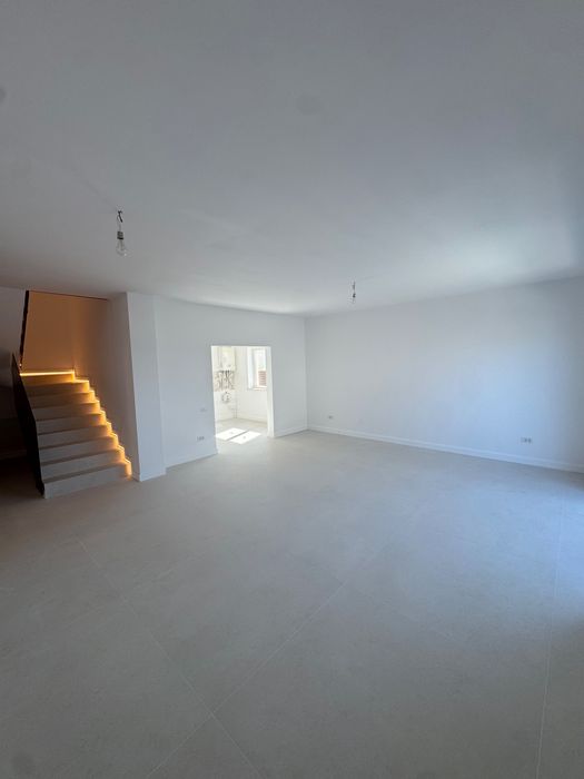 Casa individuală - 4 dormitoare - FINISAJE PREMIUM Complex Rezidențial