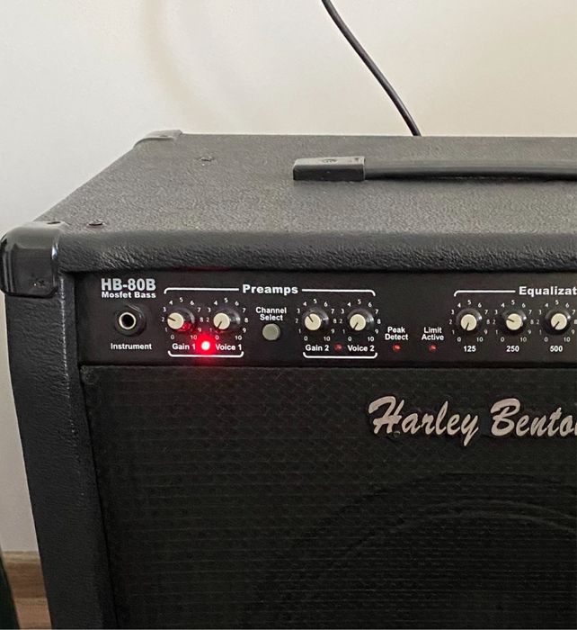 Harley Benton - Китарно кубе в много добро запазено състояние