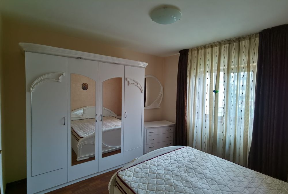 Apartament 2 camere de închiriat OMV