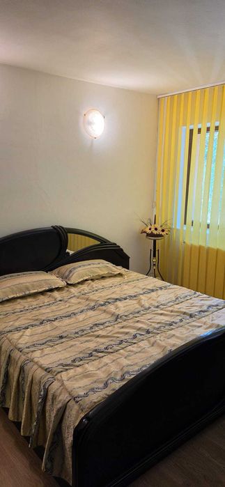 Inchiriez apartament