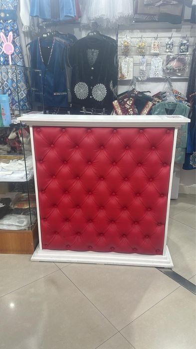 Ресепшен/стойка администратора