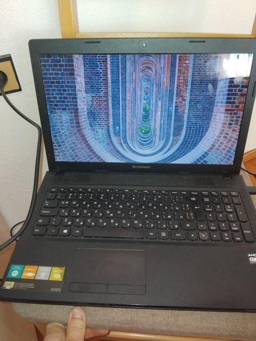 Лаптоп- Lenovo-Леново G505