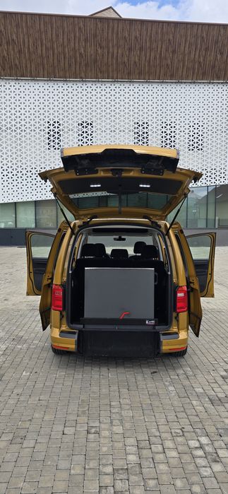 Volkswagen Caddy pentru persoane cu dizabilitati
