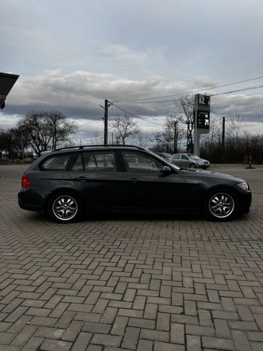 Vand sau schimb Bmw 320 e91 2007