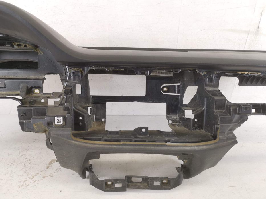 Ауди Q7 / Audi Q7 4M Оригинален арматурен панел в добро състояние