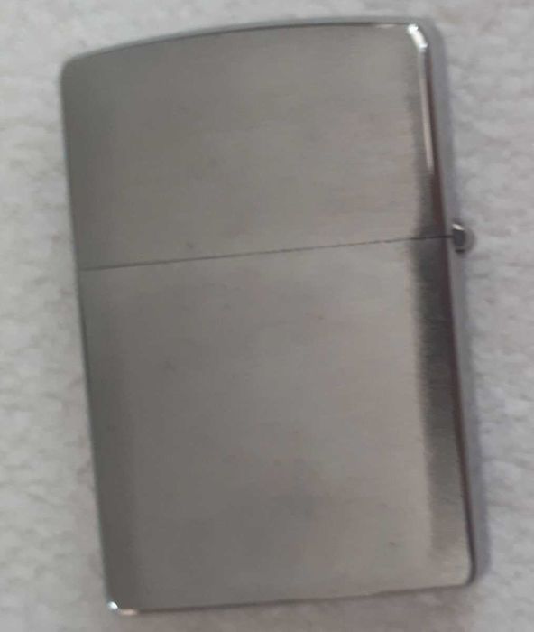 Колекционерска запалка ZIPPO, 2 револвера, релефна