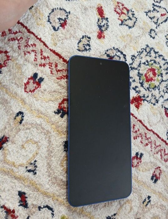 Продам Samsung S25 12/256