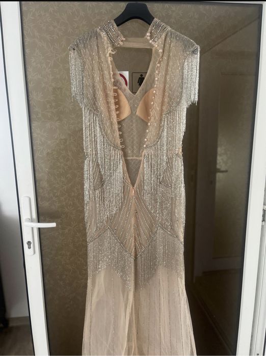 Vand rochie de seara