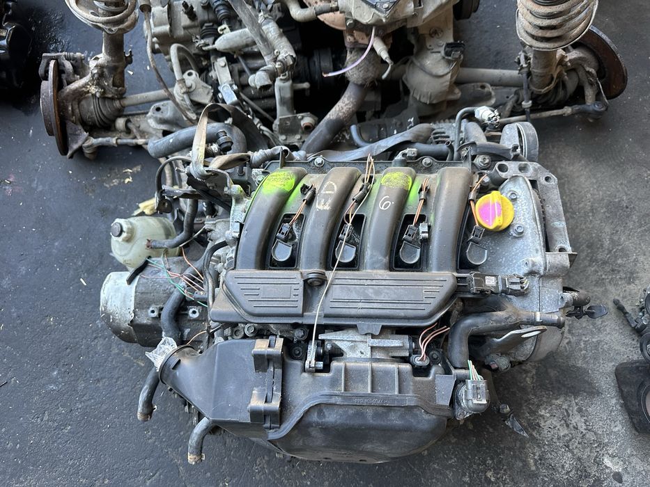 Двс Рено Ларгус 1.6 16V