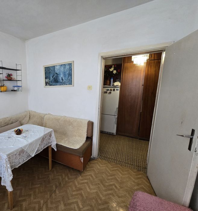 Продава се Четиристаен апартамент в Казанлък - 101 кв.м за 1010 €/кв.м - Снимка #7