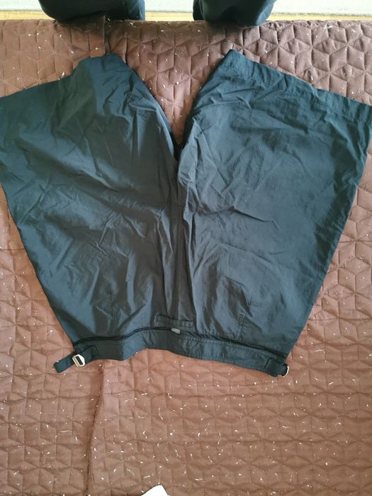 баски шорти плуване