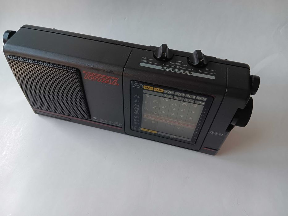 Radio vechi Romanesc TOTAL produs de Electronica, de colectie,Comunism