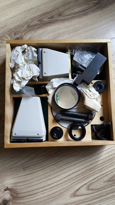 Полски микроскоп PZO