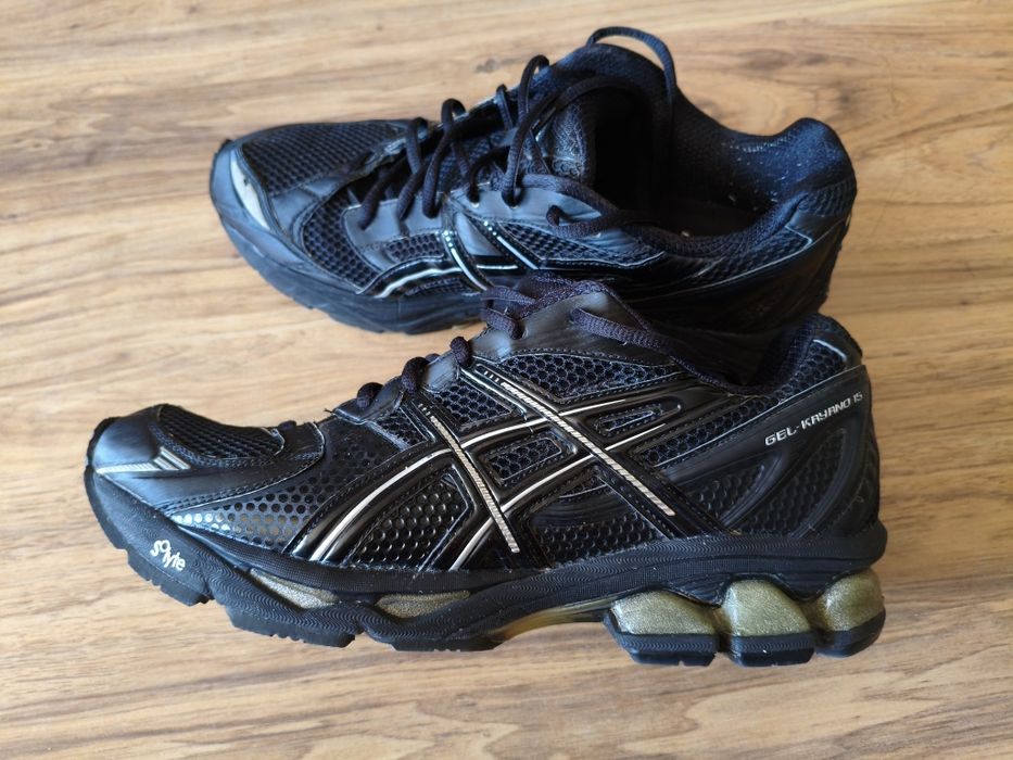 Оригинални мъжки маратонки Asics - номер 46/29см. стелка