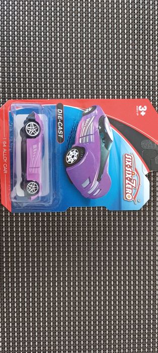 Продам набор из 4 машинок