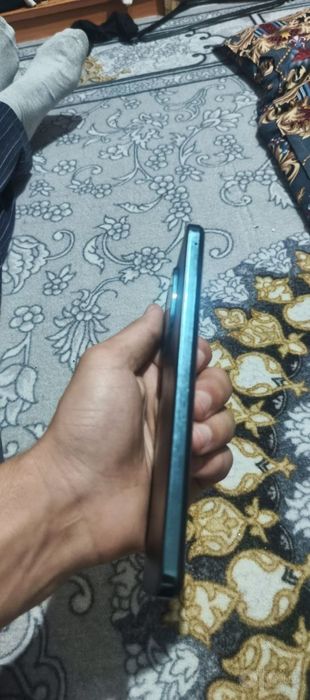 Vivo y28  ideal holatda