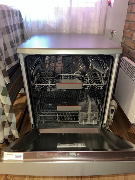 Masina de spalat vase bosch serie 4