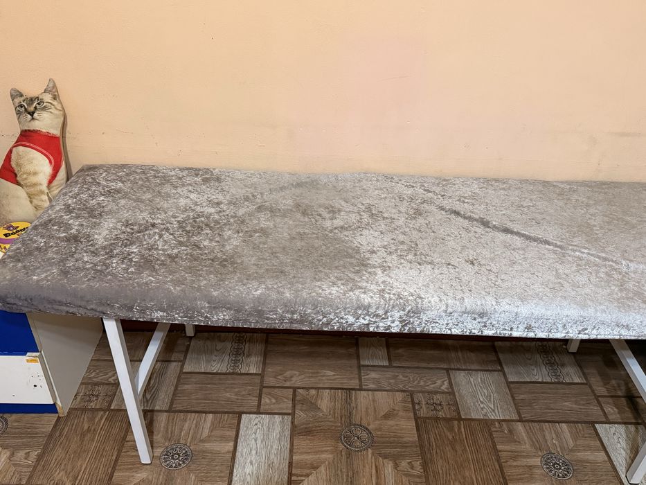 Кушетка в хорошем состоянии