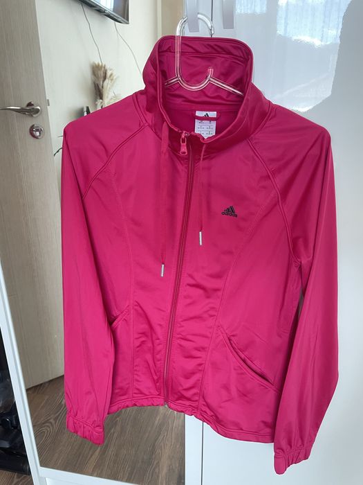 Adidas ОРИГИНАЛНО спортно горнище. НОВО