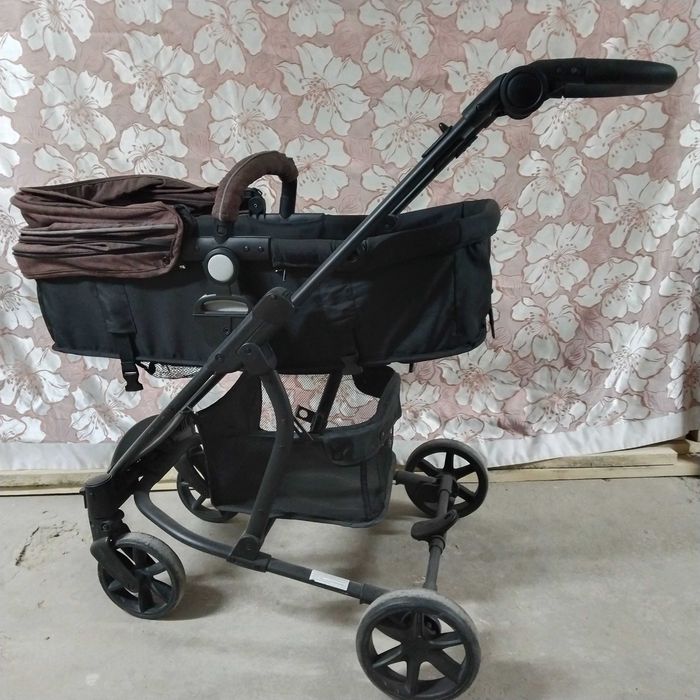 Детская коляска с автолюлькой 3в1