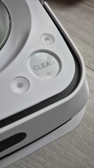 Миещ робот iRobot Roomba jet M6