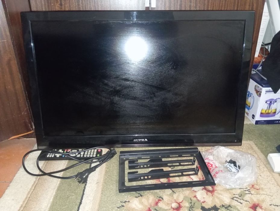 Телевизор SUPRA в хорошем состоянии