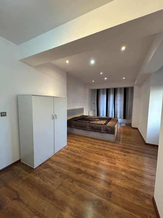 Închiriez casa zona de nord a Bacaului