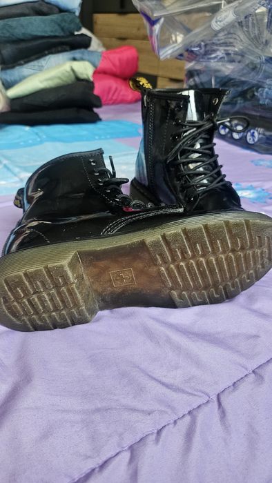 Ботуши sketchers и боти