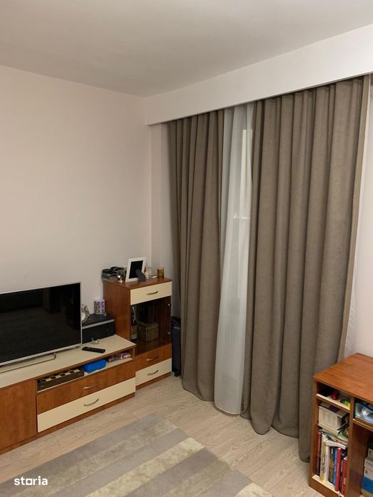 Apartament cu 1 camera etaj 1 din 3,  boxa si parcare, Gruia