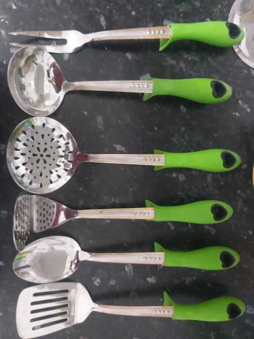 Продам кухонный приборы