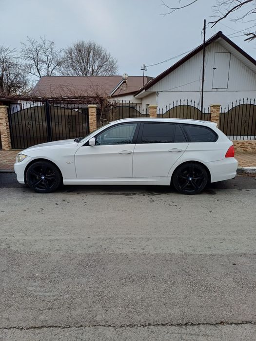 BMW E91 - 2.0 diesel