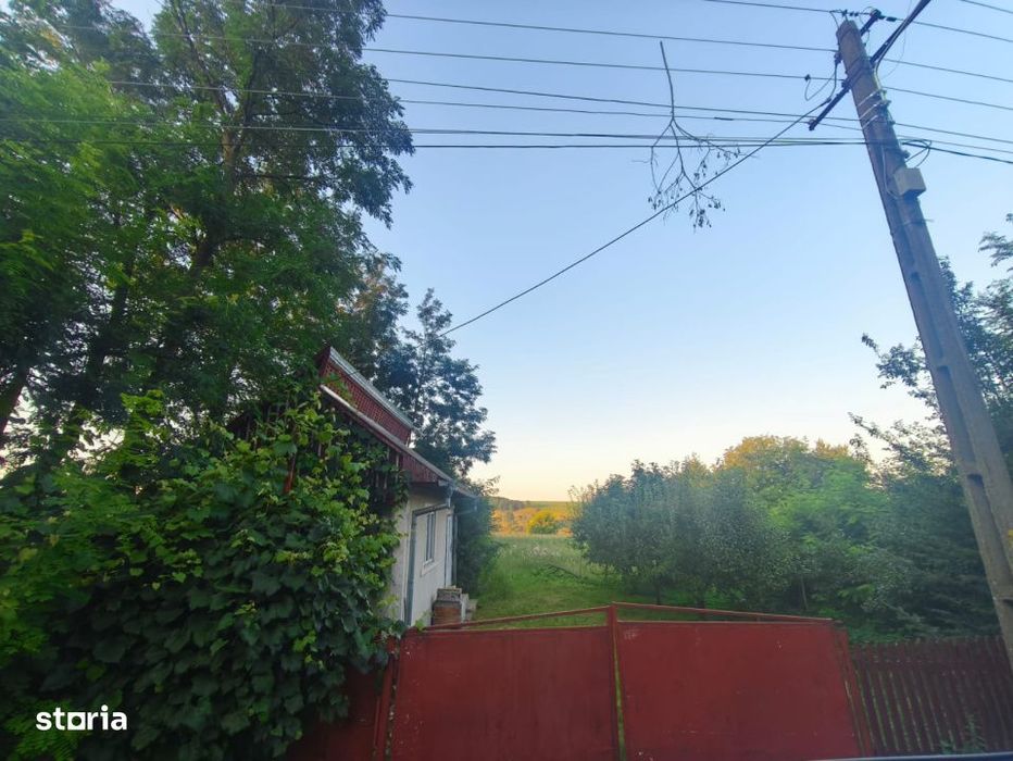 Casa individuala, 3500mp teren, zona Negostina, Siret