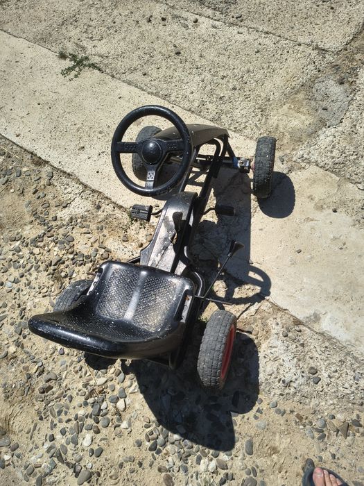 Mașinuță copii biciclete