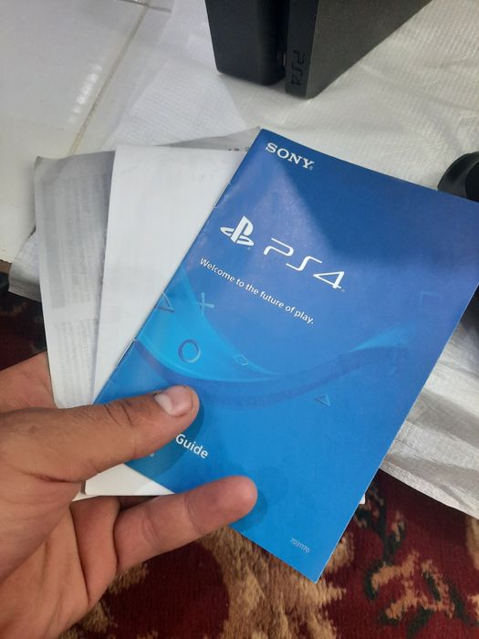 Ps4 silim 500gb.