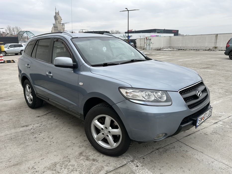 Vând Hyundai Santa Fe