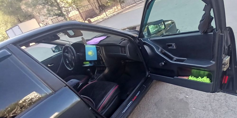 Продам ауди 80 В4