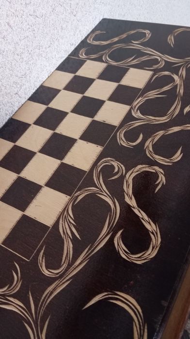 Продам шахматы -нарды ручной работы